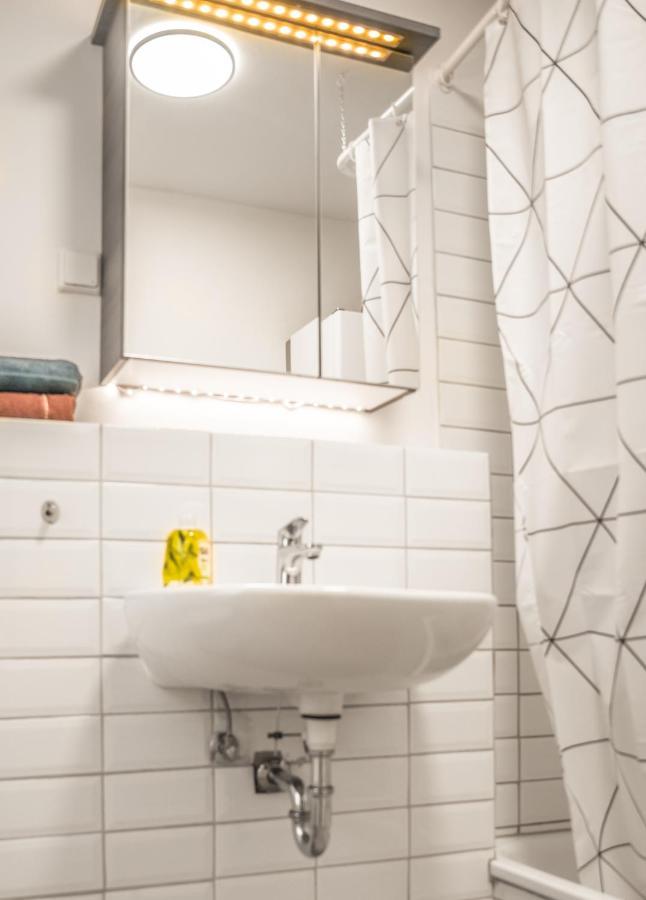 Altstadt Apartment Alisa Dusseldorf Bagian luar foto